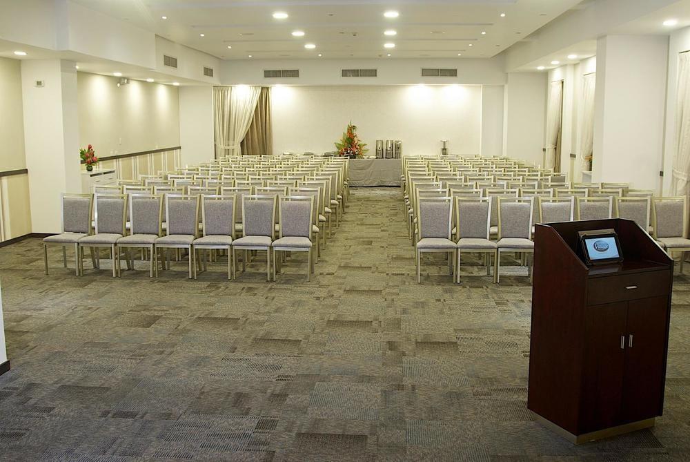 Hotel Altamira Village Caracas Buitenkant foto